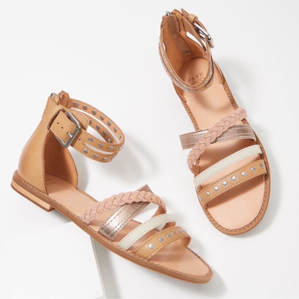 FRYE And CO Sandals Evie Mixed Strap Stud Caramel Multi Size 9.5 Fits like 10
